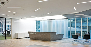 介绍一下卡巴斯基公司的办公室装修风格