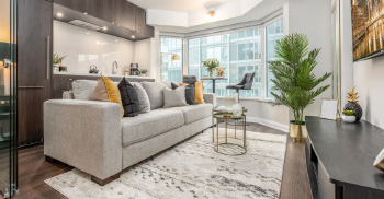 有着简约系景观的公寓—由广州办公室设计公司分享