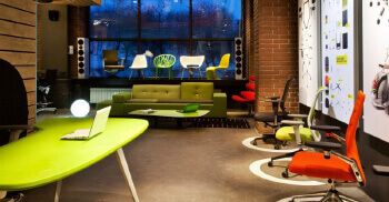 工厂变成五颜六色办公室_由广州办公室装饰分享