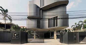 以皮革理性为设计概念—办公装修设计