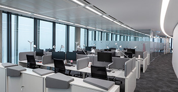 美景与向心力成对比—办公楼装修设计