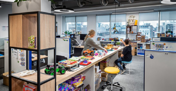 玩具办公室空间设计-以培养孩子般灵感为主