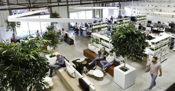 广州办公室装修将环境设计成不同类型