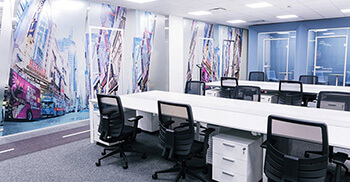 将未来时态空植入办公空间装修设计中