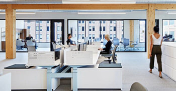 装修设计办公室营造一个接地气自然办公区