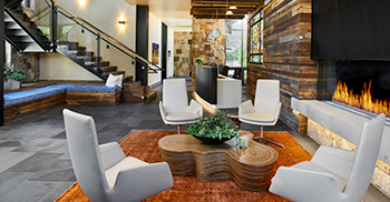 办公楼的内部承载了外部的主题 创造了一个有凝聚力的设计