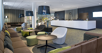 办公室应该是开放式布局 打造成自发的聚会点