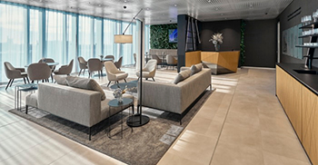 办公室设计装修：以人为本的照明结合以自然为导向的设计元素