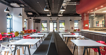 办公楼装修——捕捉木材、石材和玻璃等材料的精髓 辅以客户的企业色彩