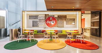 办公室设计装修案例丨天然橡木与室内装潢的颜色混合 以一种微妙的方式捕捉公司价值观