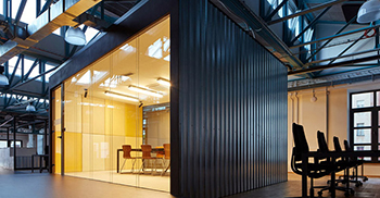 办公室空间设计——呈现出宁静、清冽、力量和通透的质感