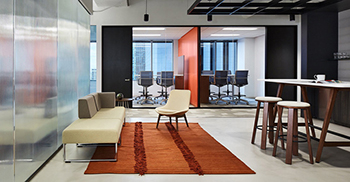 办公室空间设计——设计师和企业紧密合作并构思了一个“样板套间”的概念