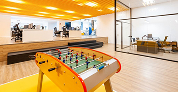 办公室装修——运用“缤纷荟”理念打造的办公空间