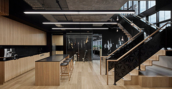 办公楼装修：在沉稳和谐的底蕴中静静流淌着音乐的旋律