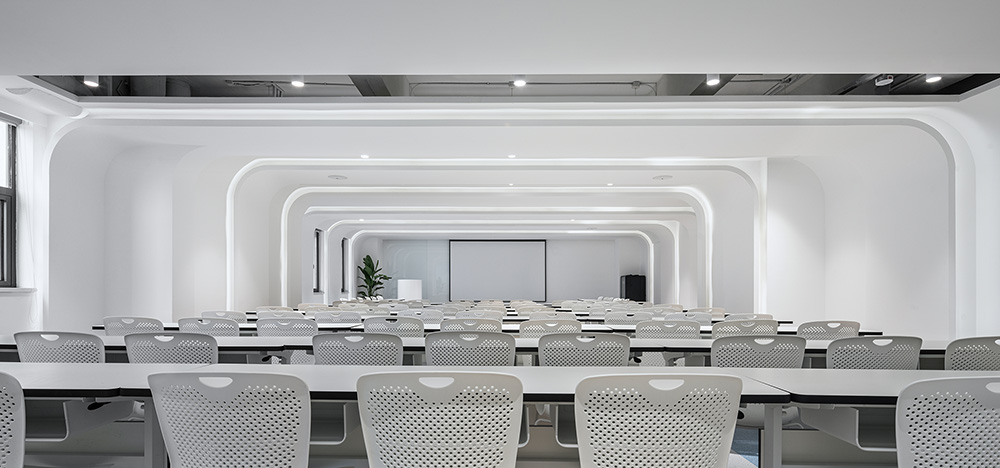 大型会议室.jpg