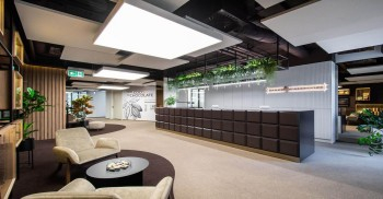 办公室设计装修：接待台犹如一块大大的巧克力让人忍不住想咬上一口