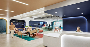 办公室室内装修：设计细节和办公功能体现了赋权、乐观和活力